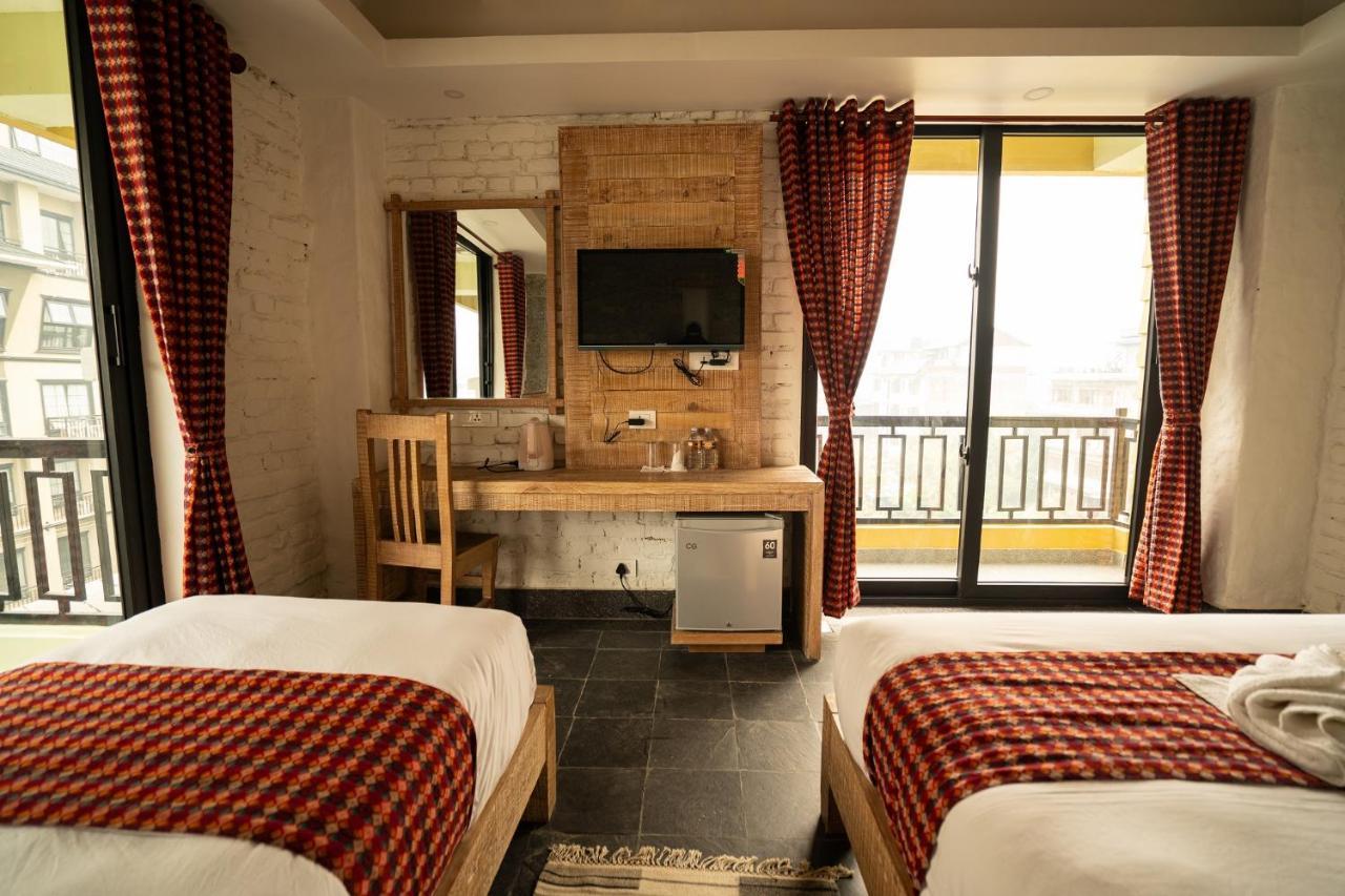 Hotel Mera Peak Private Limited Pokhara Exterior foto